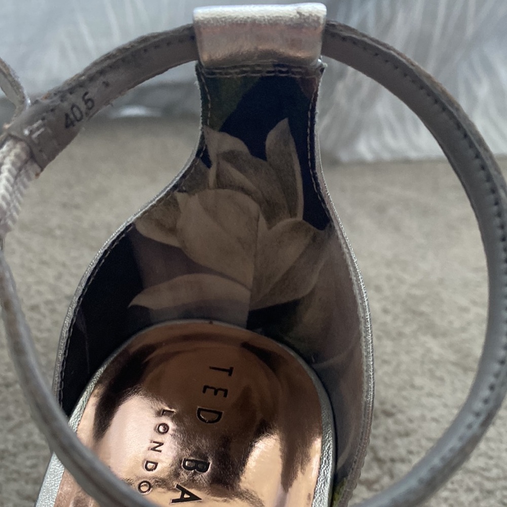 Silver Ted Baker London Stiletto Heels Size 9 & 10 NWT - Picture 5 of 11